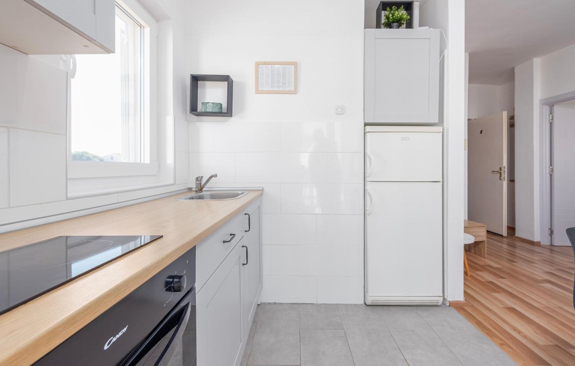 Apartman Iva Новаля Екстериор снимка