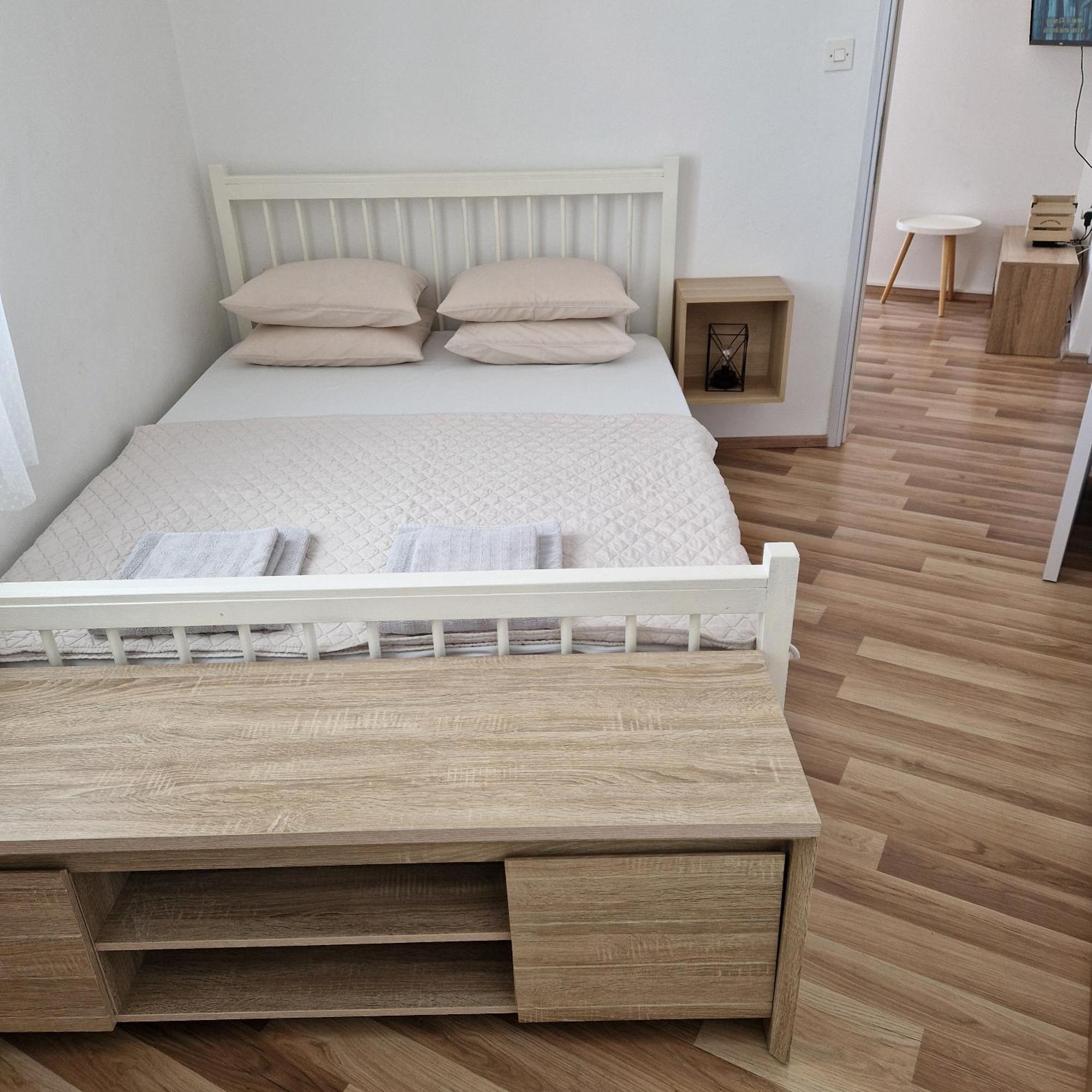 Apartman Iva Новаля Екстериор снимка